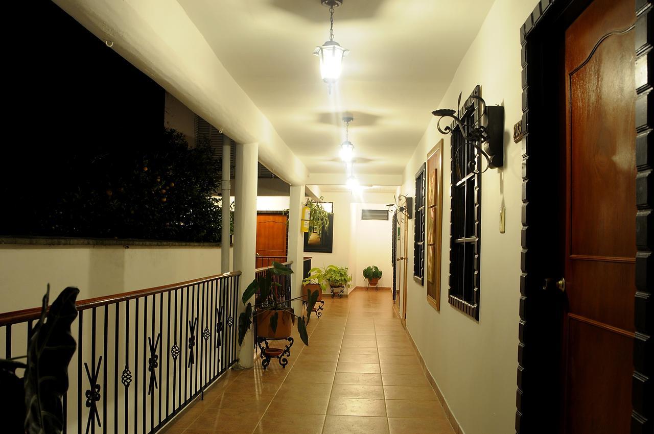 Hotel y Restaurante Colonial Popayán Exterior foto